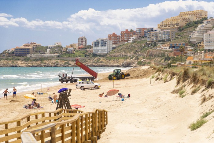 El Govern ultima la regeneració de les platges de Cullera afectades pel ‘Glòria’